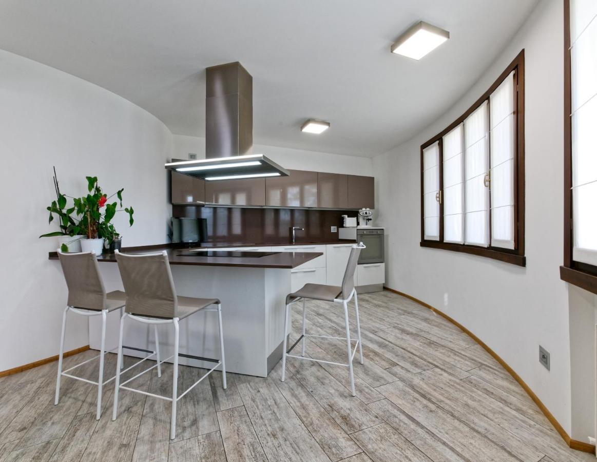 Nifty Intera Villa Con Piscina Relax, Idromassaggio E Sauna Muscletto Екстер'єр фото