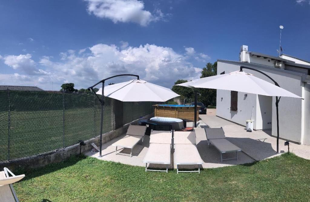 Nifty Intera Villa Con Piscina Relax, Idromassaggio E Sauna Muscletto Екстер'єр фото